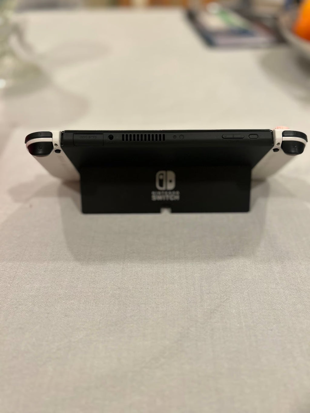 Nintendo Switch OLED - White (LIKE NEW - with accessories) 5U72