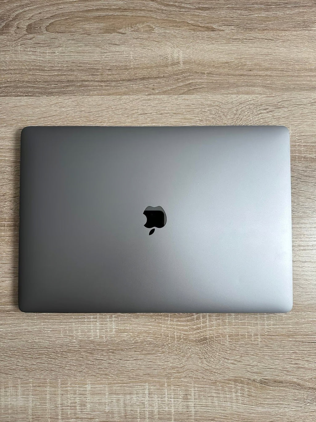MacBook Pro 16 Inch 512 GD SSD 2019 Version 7A21