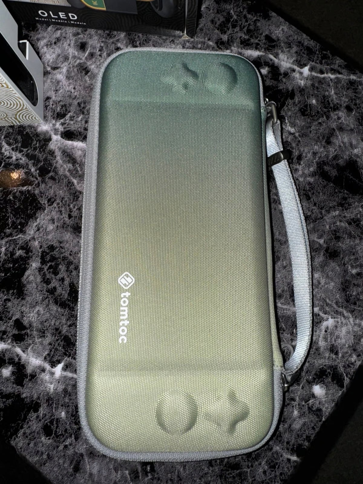 Nintendo Switch - Zelda TOK Edition - OLED bundle 7M15