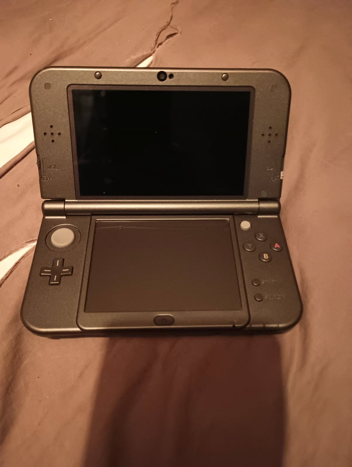 New Nintendo 3DS XL Hyrule Edition dual IPS screens