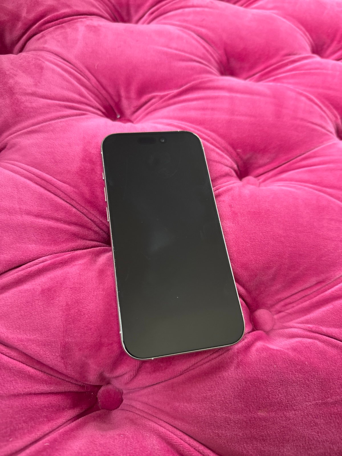 IPHONE 15 PRO 1TB WHITE UNLOCKED 5O69