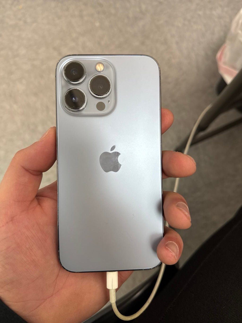 Apple iPhone 13 Pro 256 GB in Sierra Blue  Unlocked 5A39