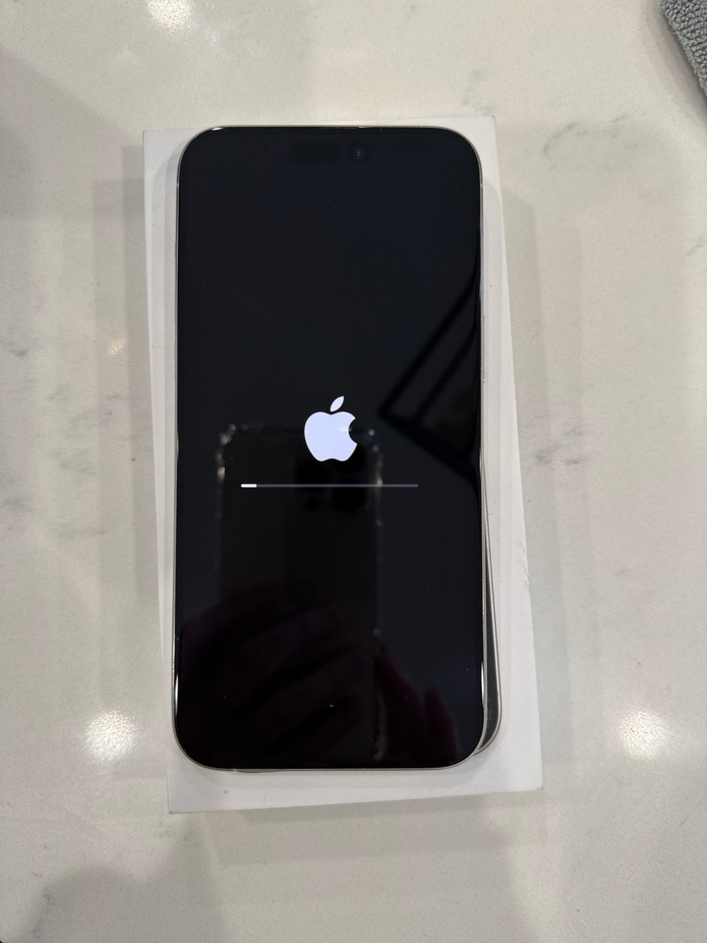 iPhone 15 Pro Max Unlocked 256GB FREE OVERNIGHT SHIPPING 6X16