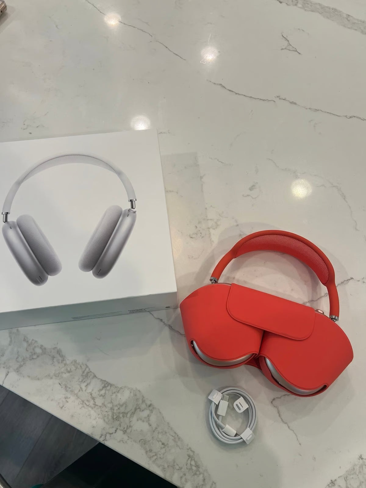 NEW Apple AirPods Max with Smart Case in Pink 8Z66