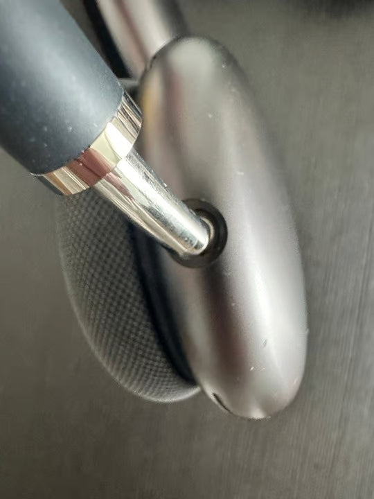 Open Box Apple AirPods Max Space Gray with Smart Case Warranty Until 03/25 6A96