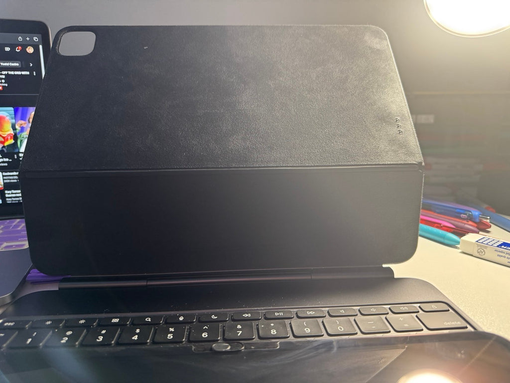 AppleiPad Pro 13-inch (2024) 8C59