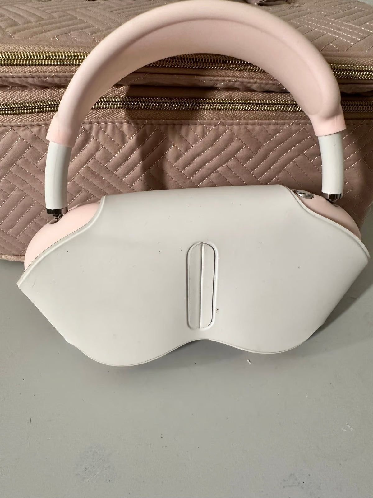 Apple AirPods Max with Smart Case 1Z82