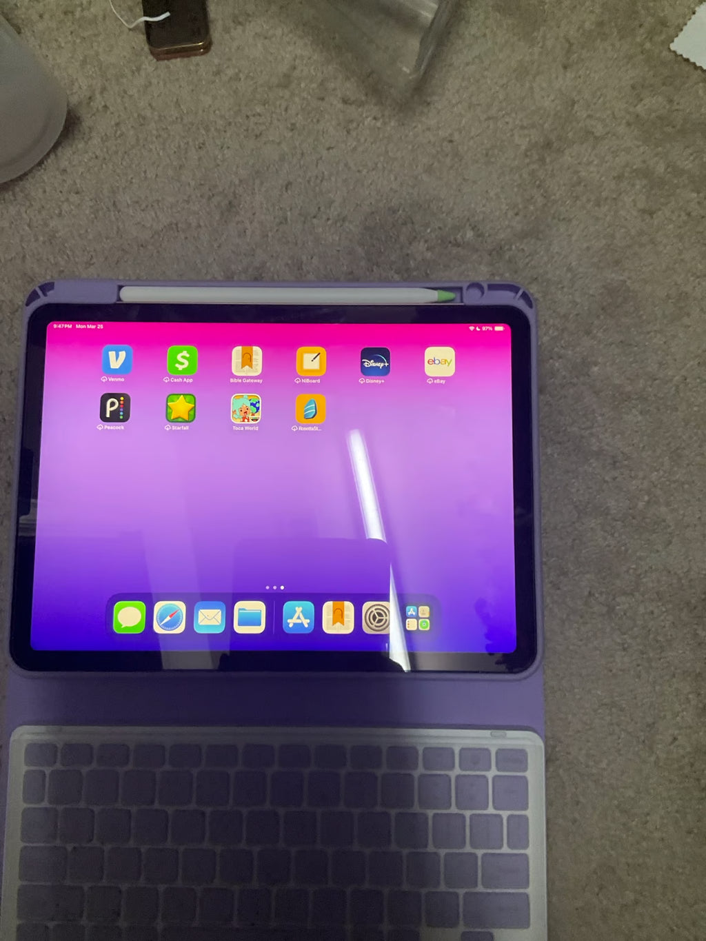 Apple iPad Air 5th Generation 64 GB in Pink 5D76