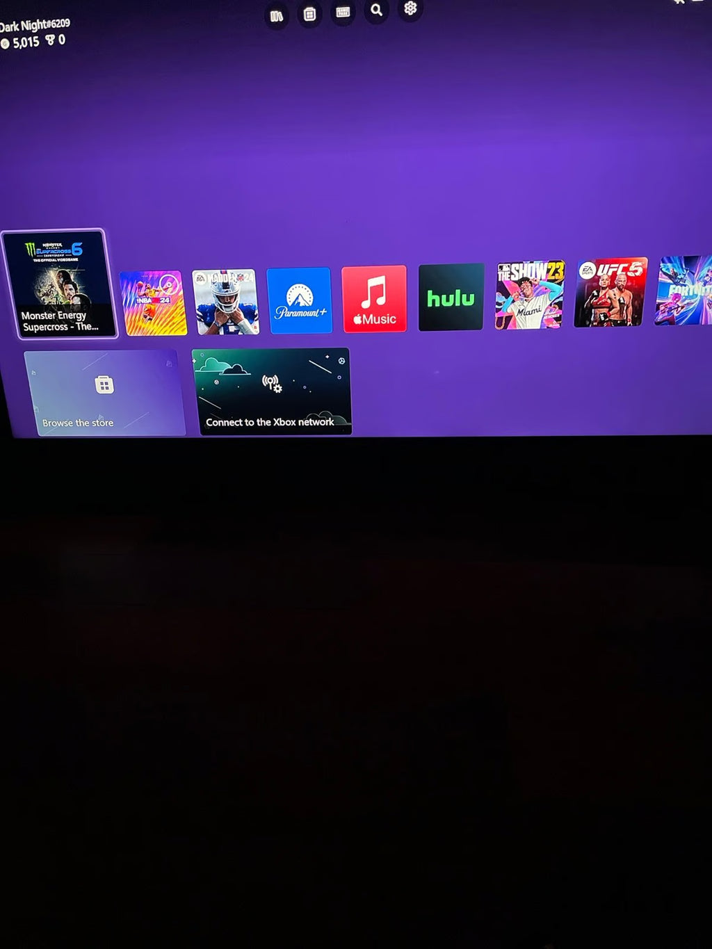 Xbox series x box 8J98