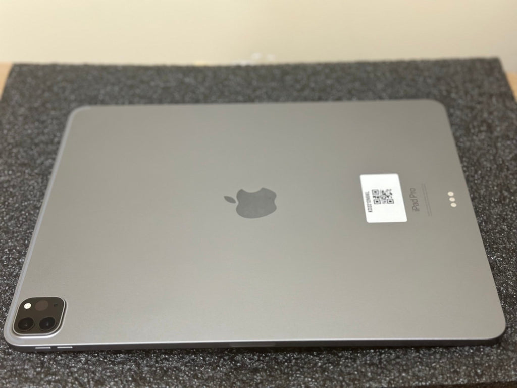 Apple ipad pro 12.9 6th gen M2  128 gb wifi 3M85