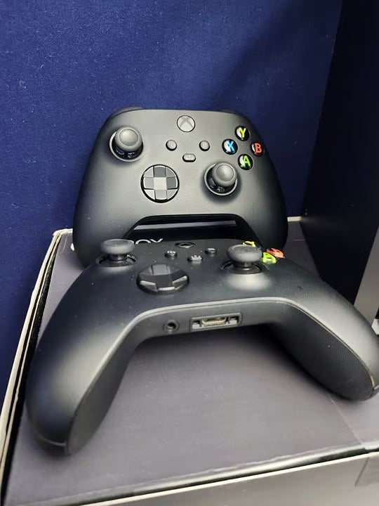 Xbox Series X (Diablo IV Bundle (NO GAME)) w/ Extra Controller 7W52