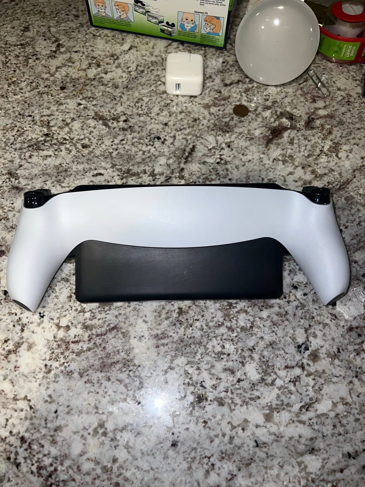 PlayStation portal remote player 8H95