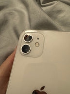 Apple iPhone 12 64 GB in White for Unlocked 6Y56