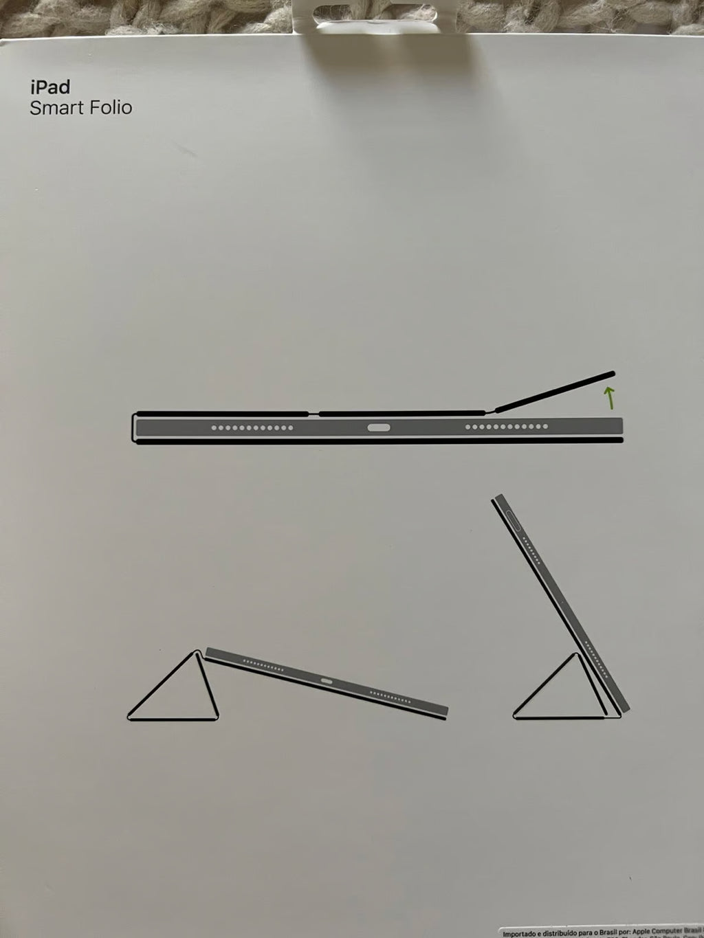 Brand New iPad Air 256 GB & Smart Folio Case 6D57