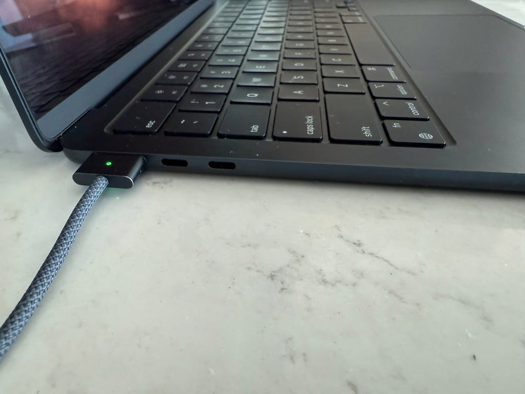 13-inch MacBook Air with M2 chip - Midnight 5R57