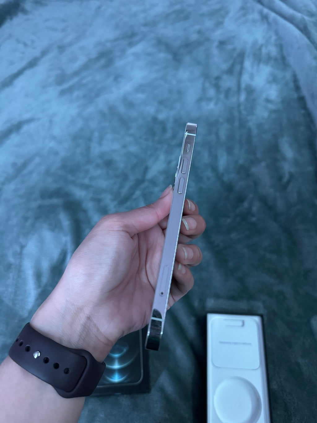 iphone 12 pro 128gb UNLOCKED 5S71