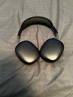 Apple Airpod Max headphones 1J66