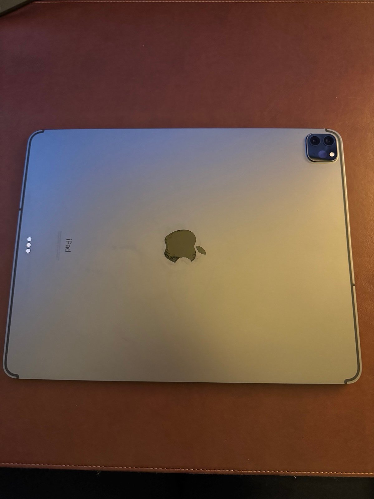 iPad Pro 12.9 inch (4th generation) 1W51