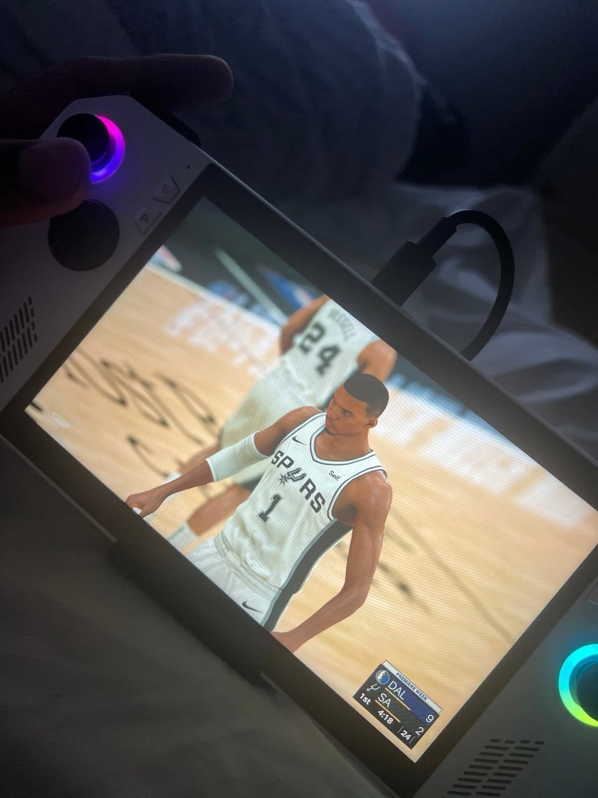 ASUS rog ally z1 extreme 7S92