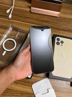 iPhone 13 Pro Max 5W82