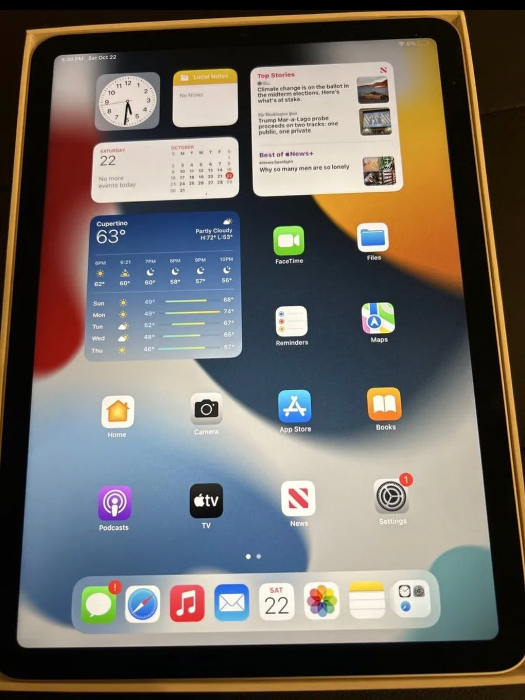 Apple iPad Air 5th Generation 64 GB in Space Gray 1X29