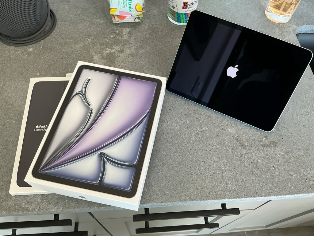 iPad Air 11 inch M2 5O51