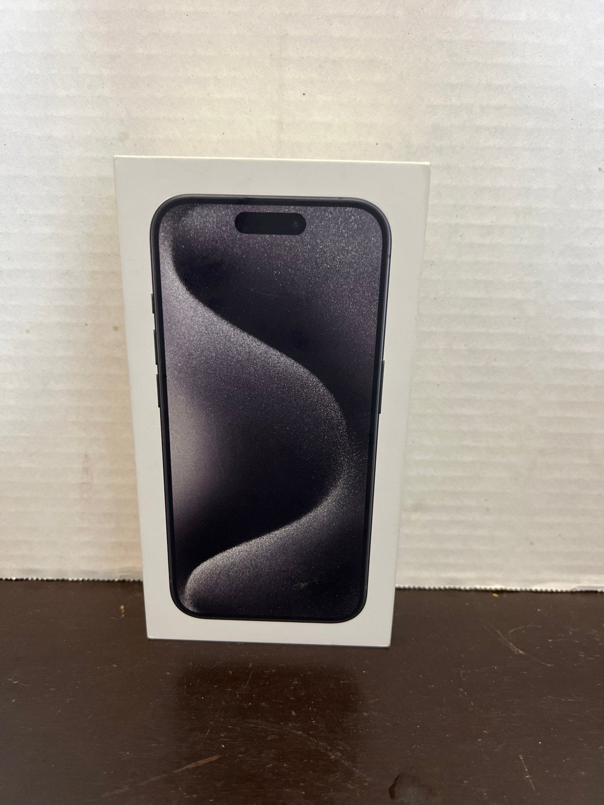 iPhone 15 pro 128gb att sealed 6R66