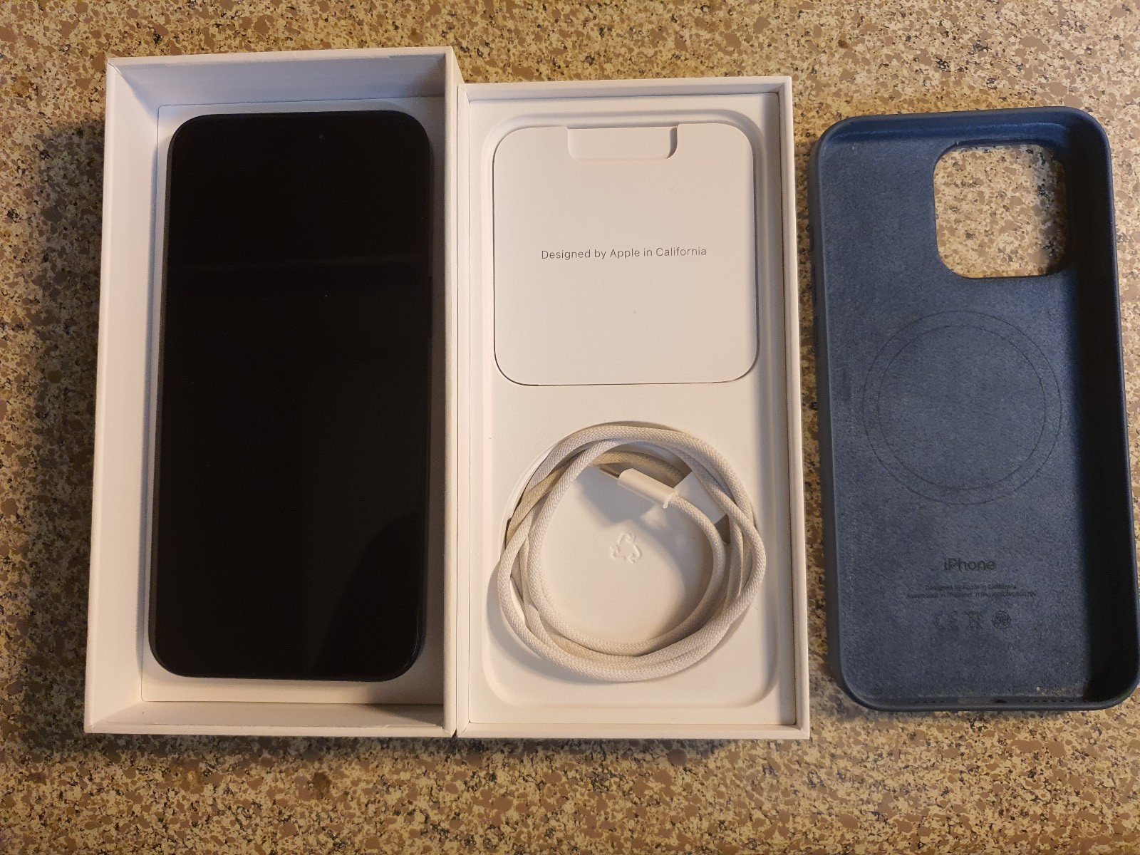 iPhone 15 pro max phone unlocked 256gb 9A57