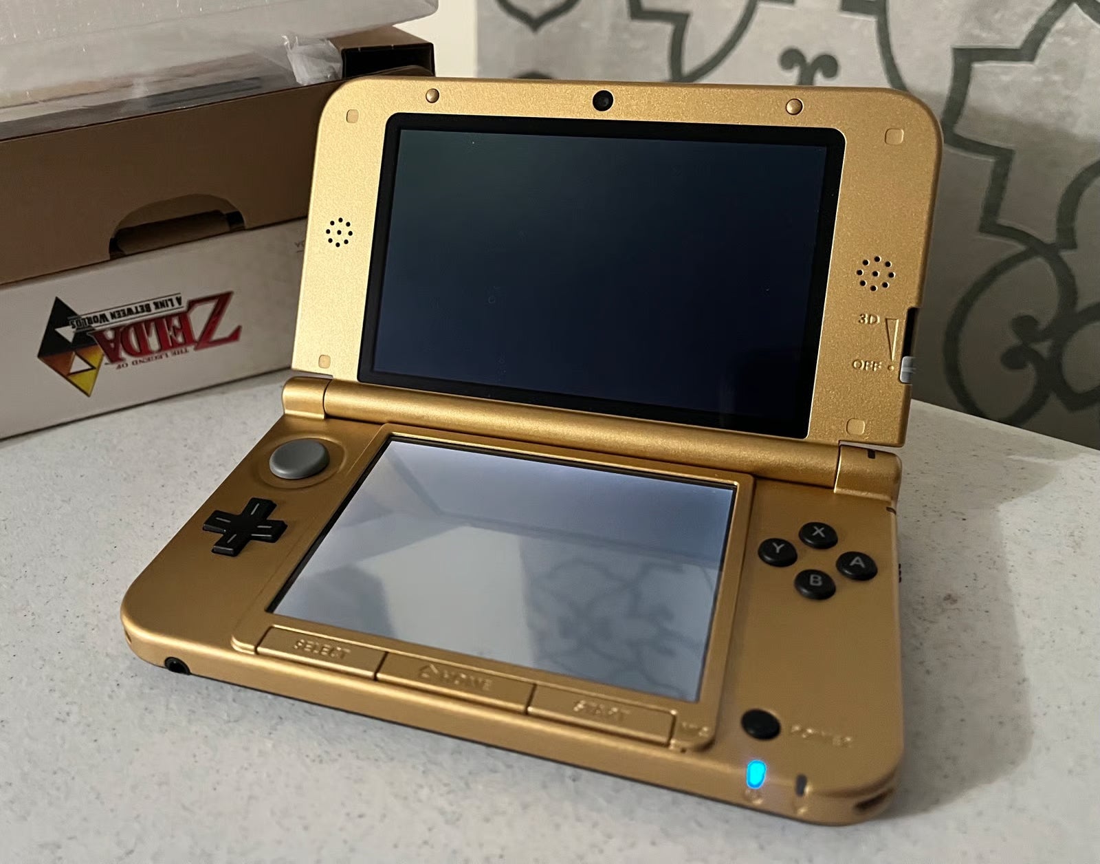 Nintendo 3DS XL The Legend of Zelda edition