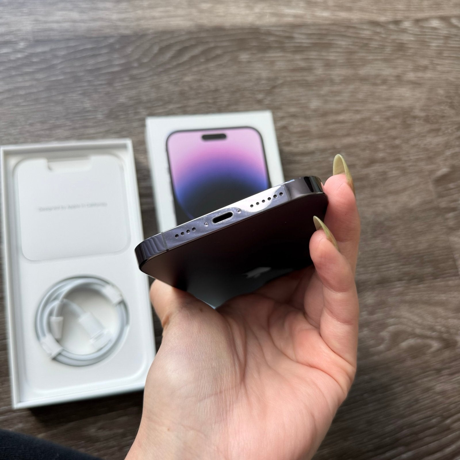 Apple iPhone 14 Pro Max 256 GB in Deep Purple 9M27