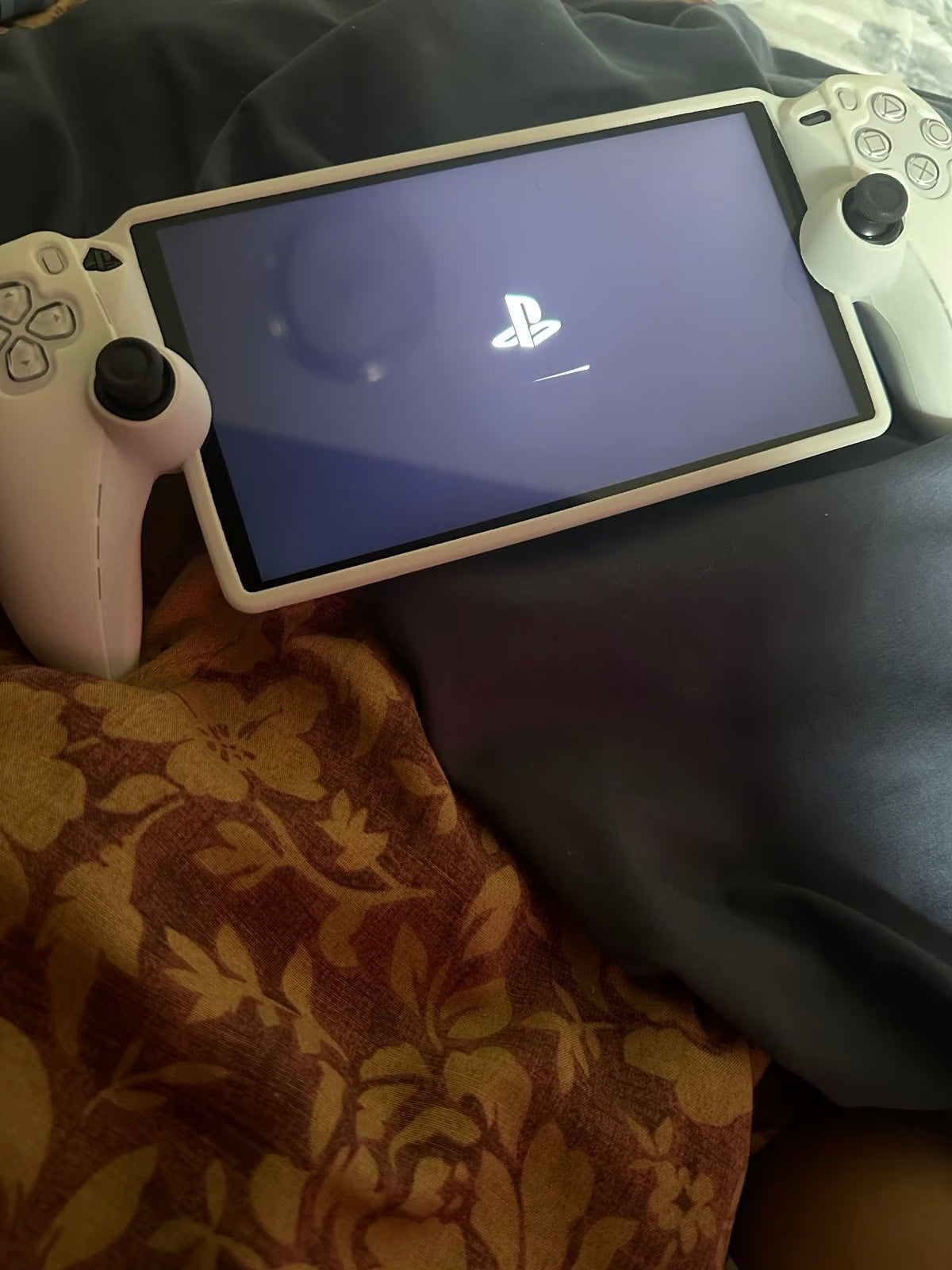 Sony PlayStation portal remote player Like New 5D57