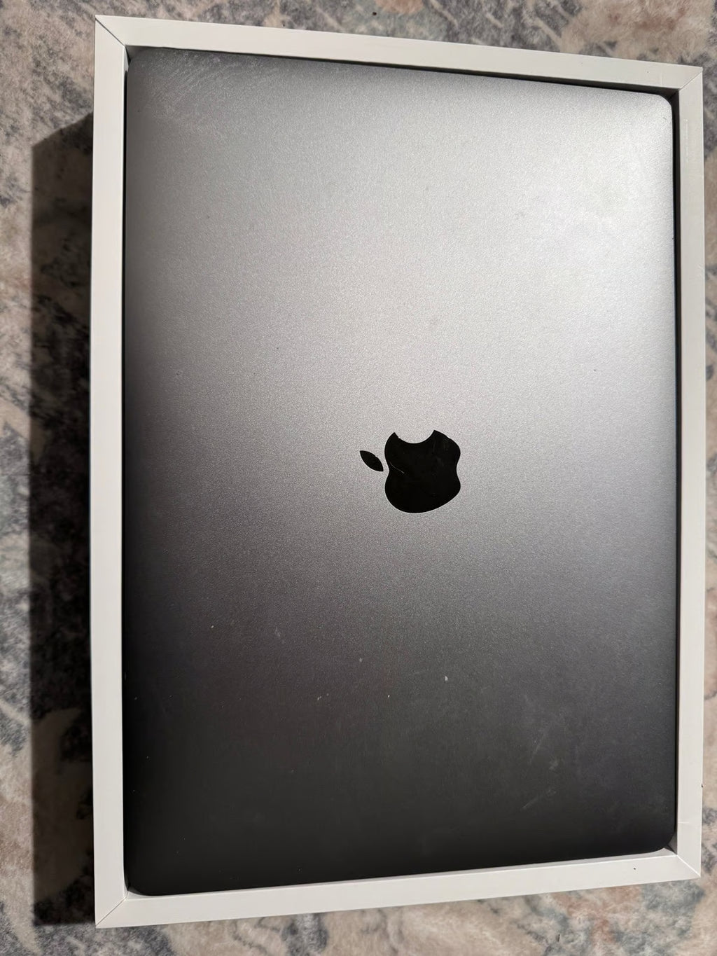 Apple Macbook Pro 13in.  M2 3.49 GHz  256GB SSD 6S96