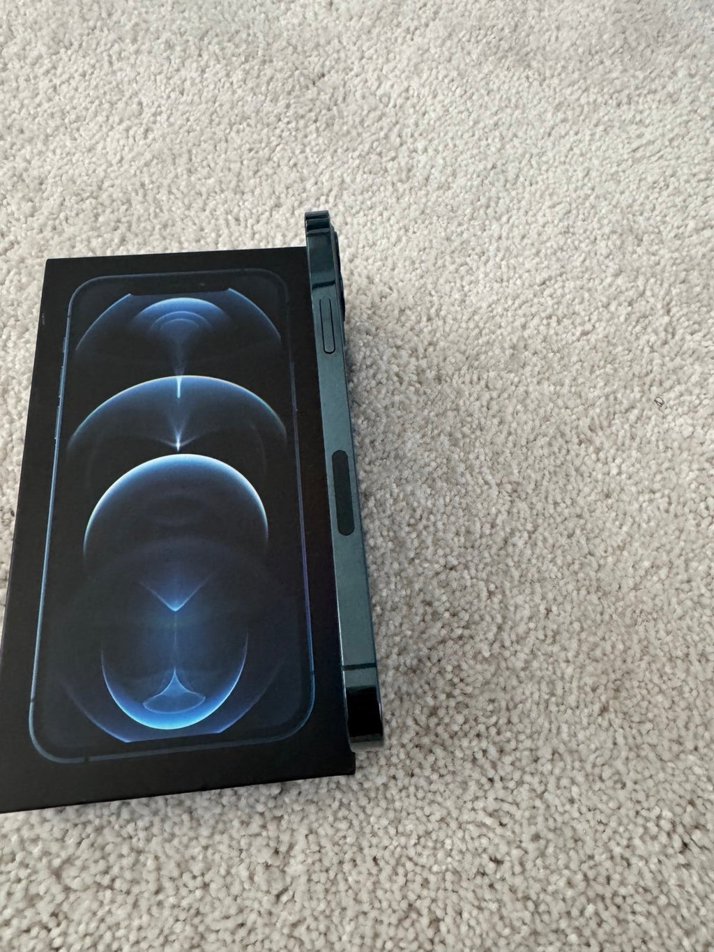 iPhone 12 Pro - Pacific Blue - 256GB - Unlocked 3L11