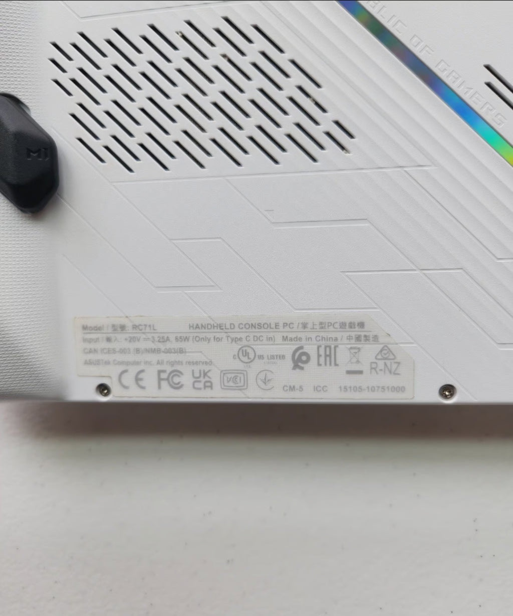 ASUS rog ally z1 extreme 1Q53