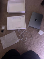 MacBook Pro M2 2023 5V51