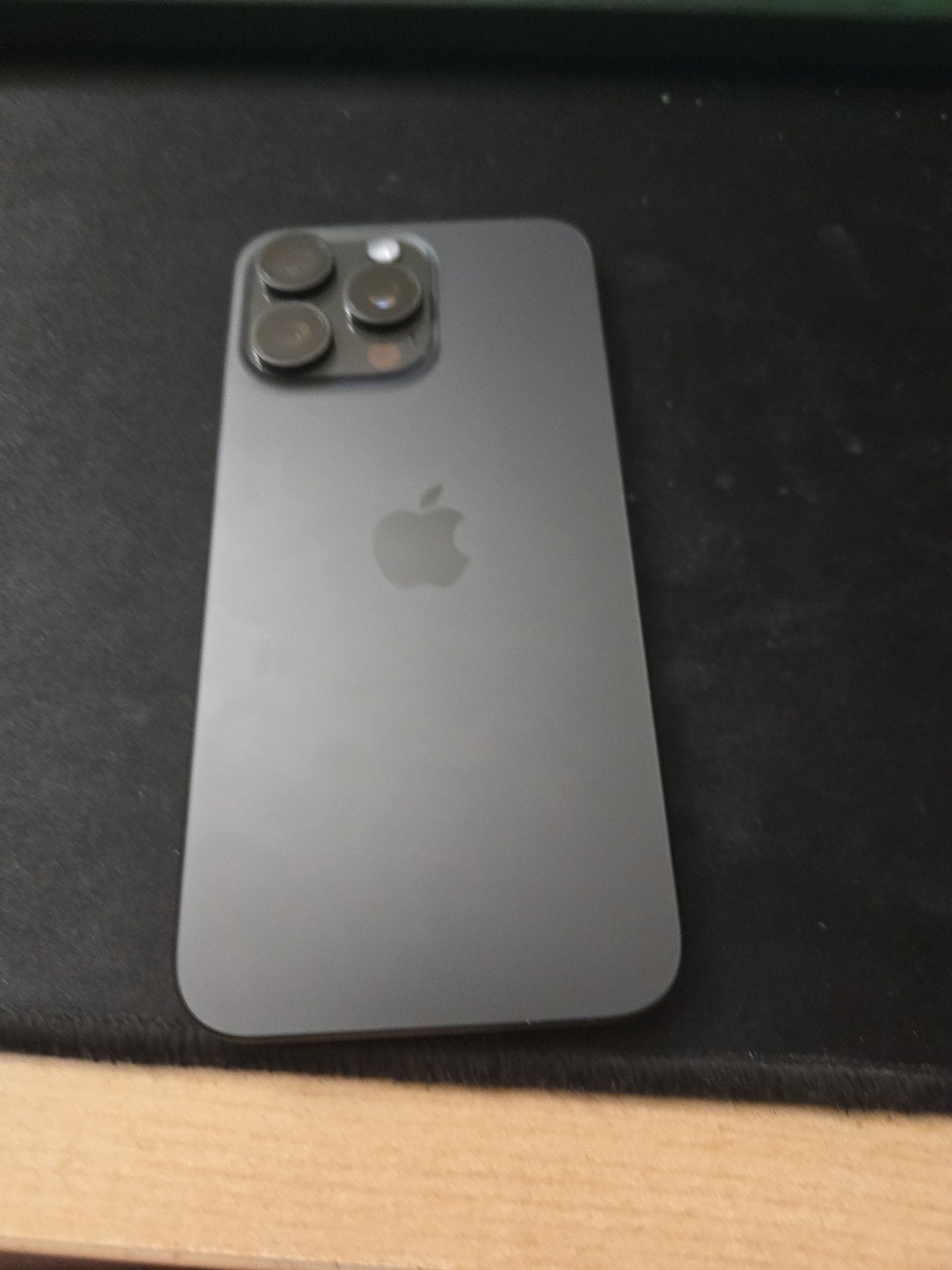 Apple iPhone 15 pro max 256gb unlocked battery 96 percent 3E81