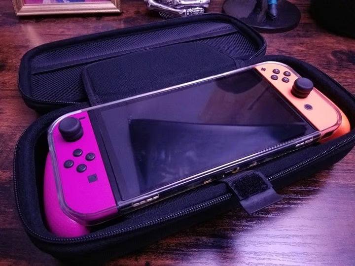 Nintendo Switch OLED Console With Accessories 9X91