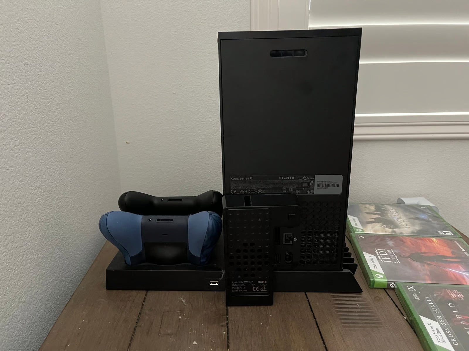 Xbox Series X 1TB Console Bundle 2L29