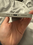 Apple iPhone 12 64 GB in White for Unlocked 6Y56