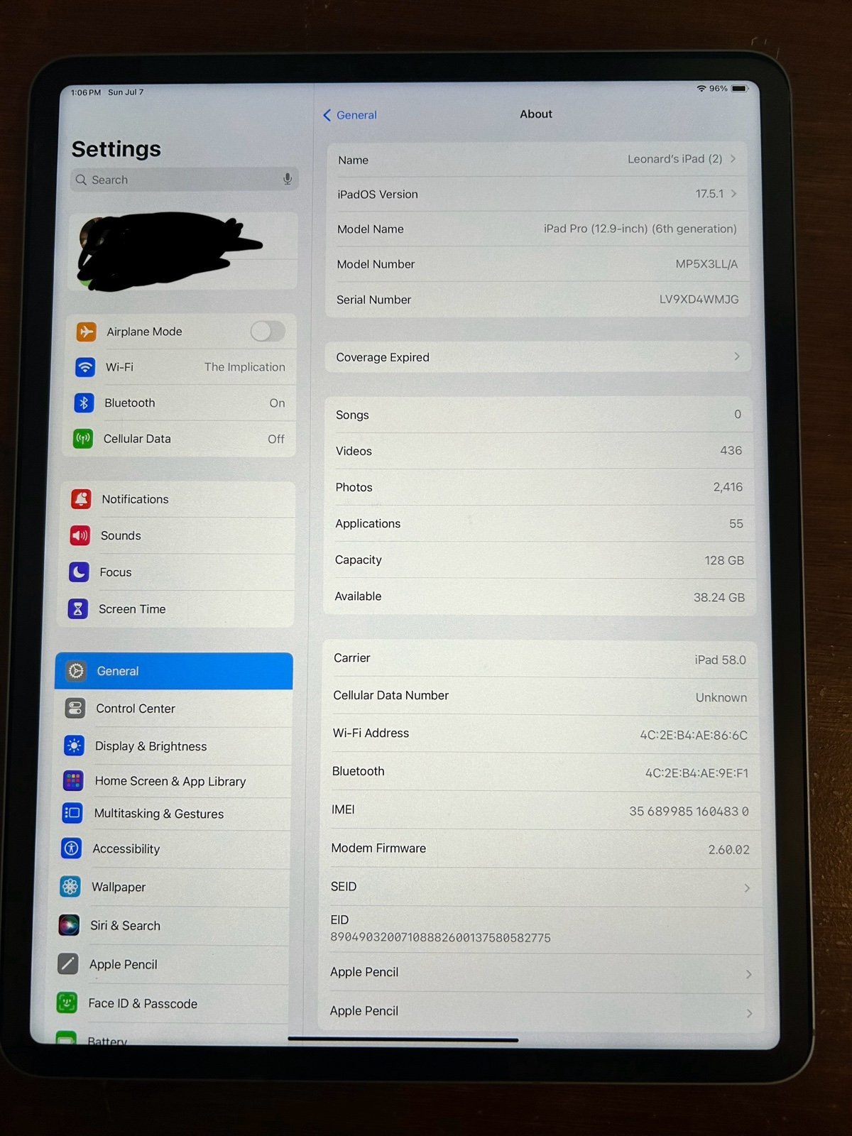 IPad Pro 6th generation 128gb WIFI + Cellular Bundle 2G28