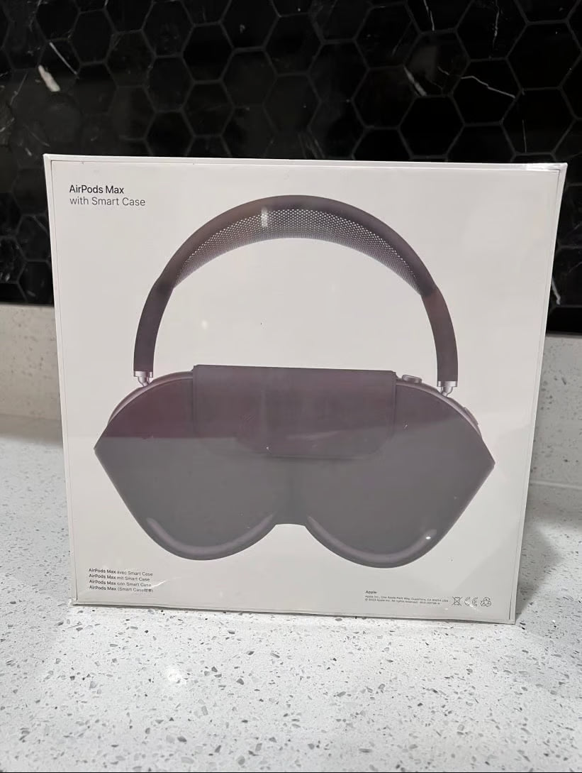 Apple AirPods Max with Smart Case 8M22