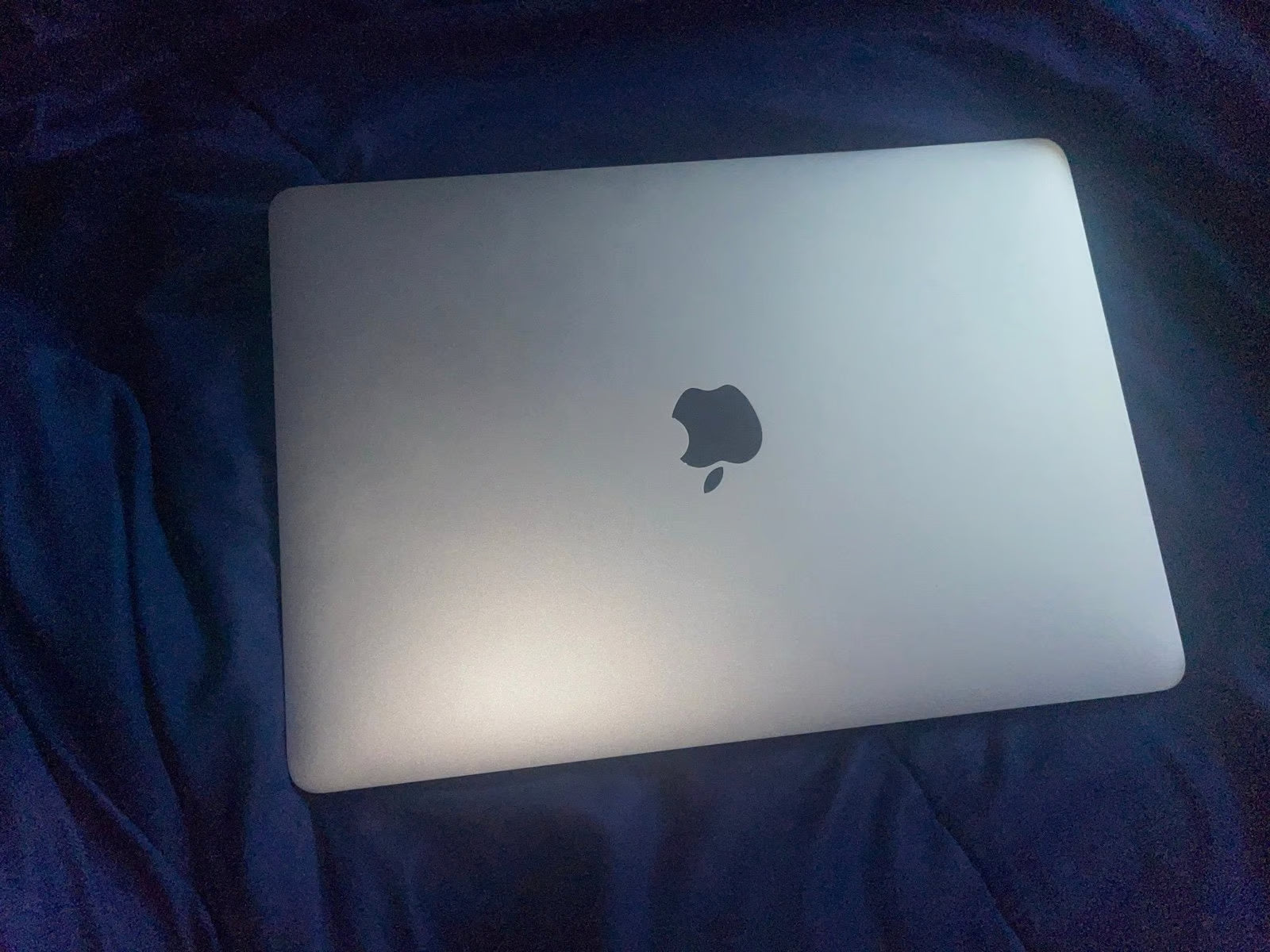 macbook pro m2 2W92