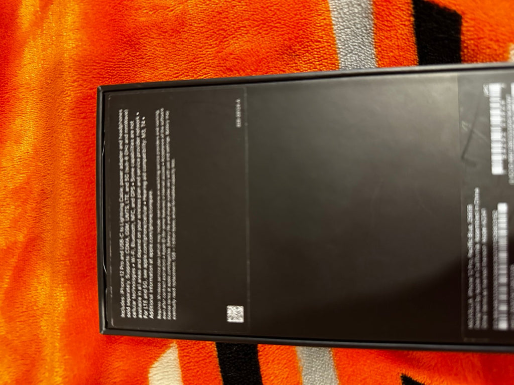 Apple iPhone 12 Pro Pacific Blue 256GB Unlocked 3C75