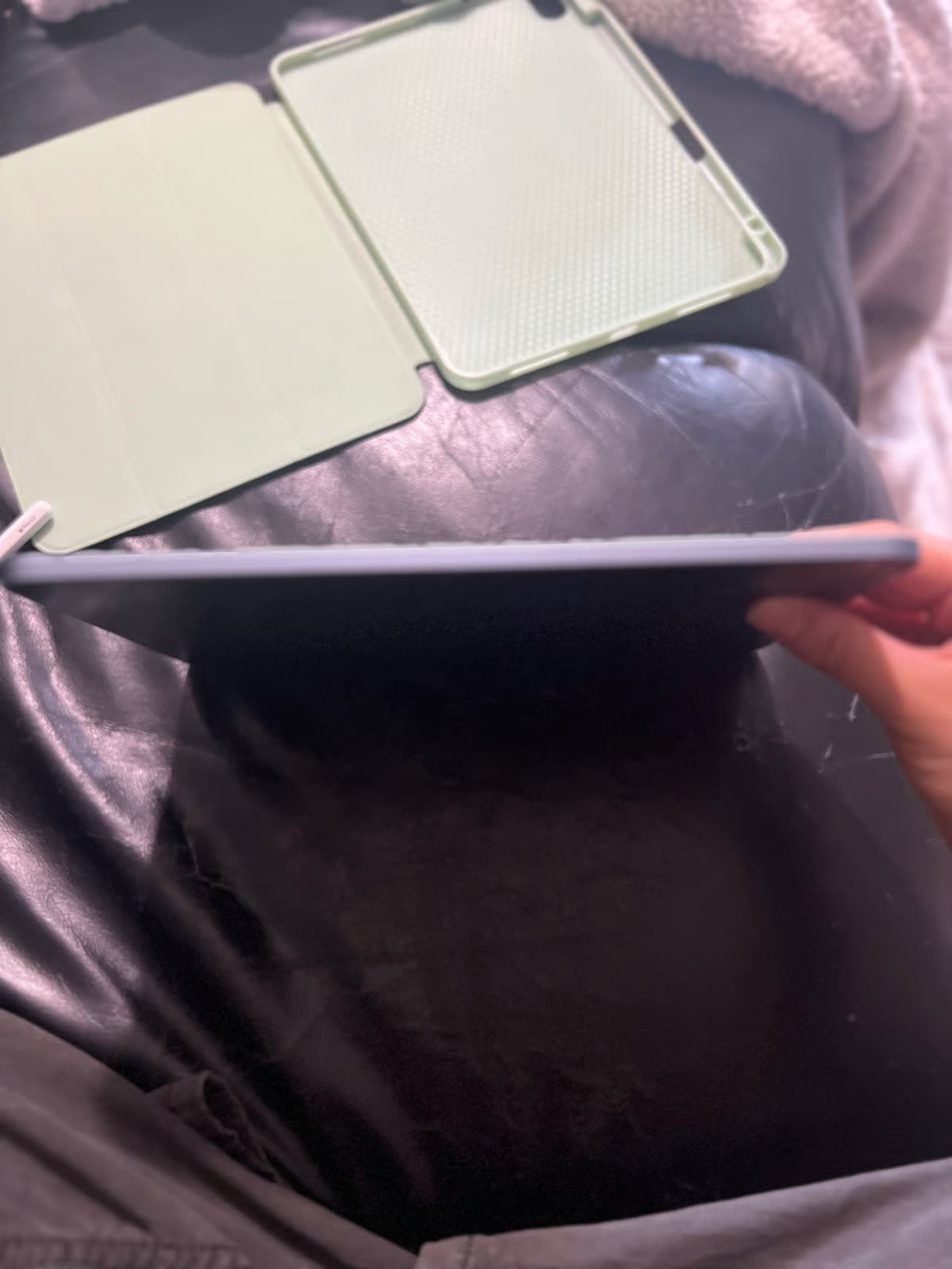 Apple iPad Air 4th Generation 64 GB in Sky Blue 7H75