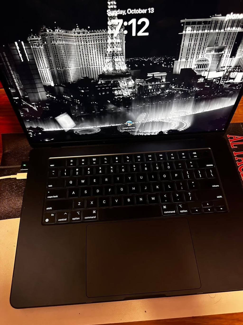 Apple Macbook Air 15in M2 3.49 GHz 512GB SSD 7L18