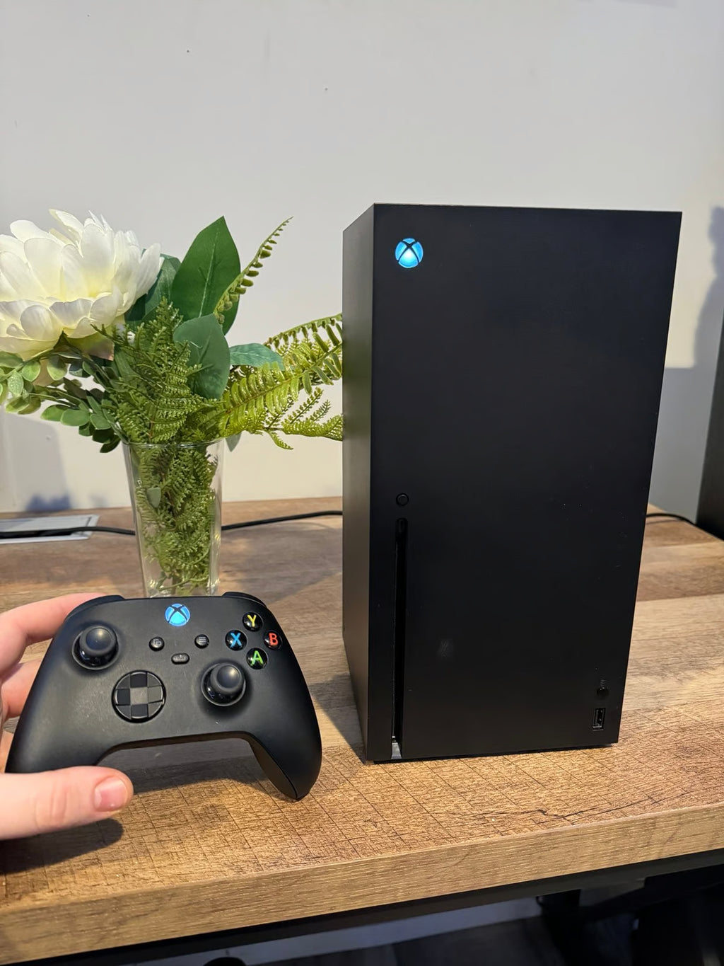 LIKE NEW XBOX SERIES X 7Y89