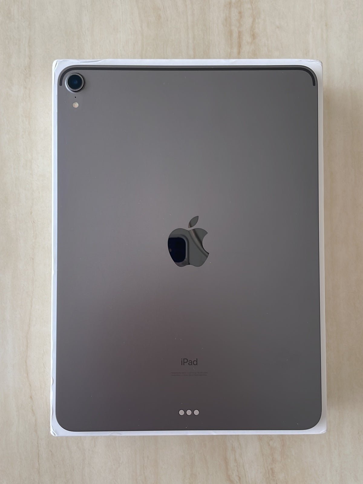 Apple iPad Pro 11�?256 Gb 1st Generation 2J76