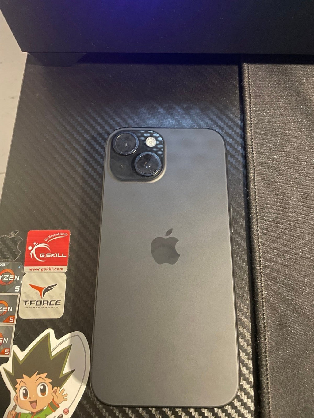 Apple iPhone 15 128gb unlocked 1R28