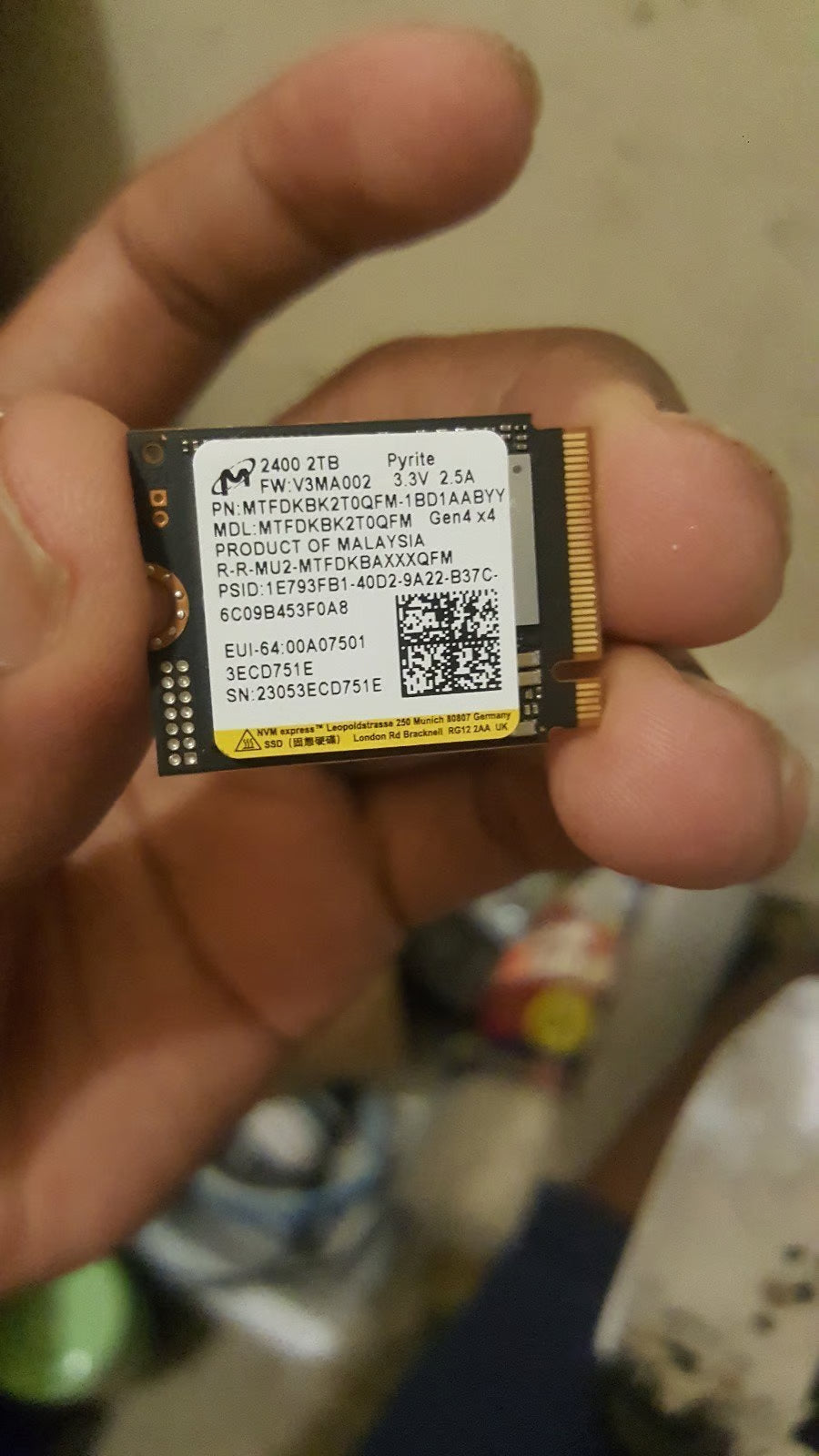 Asus ROG Ally Z1 Extreme 2Tb SSD(sd card reader works!) 1L86