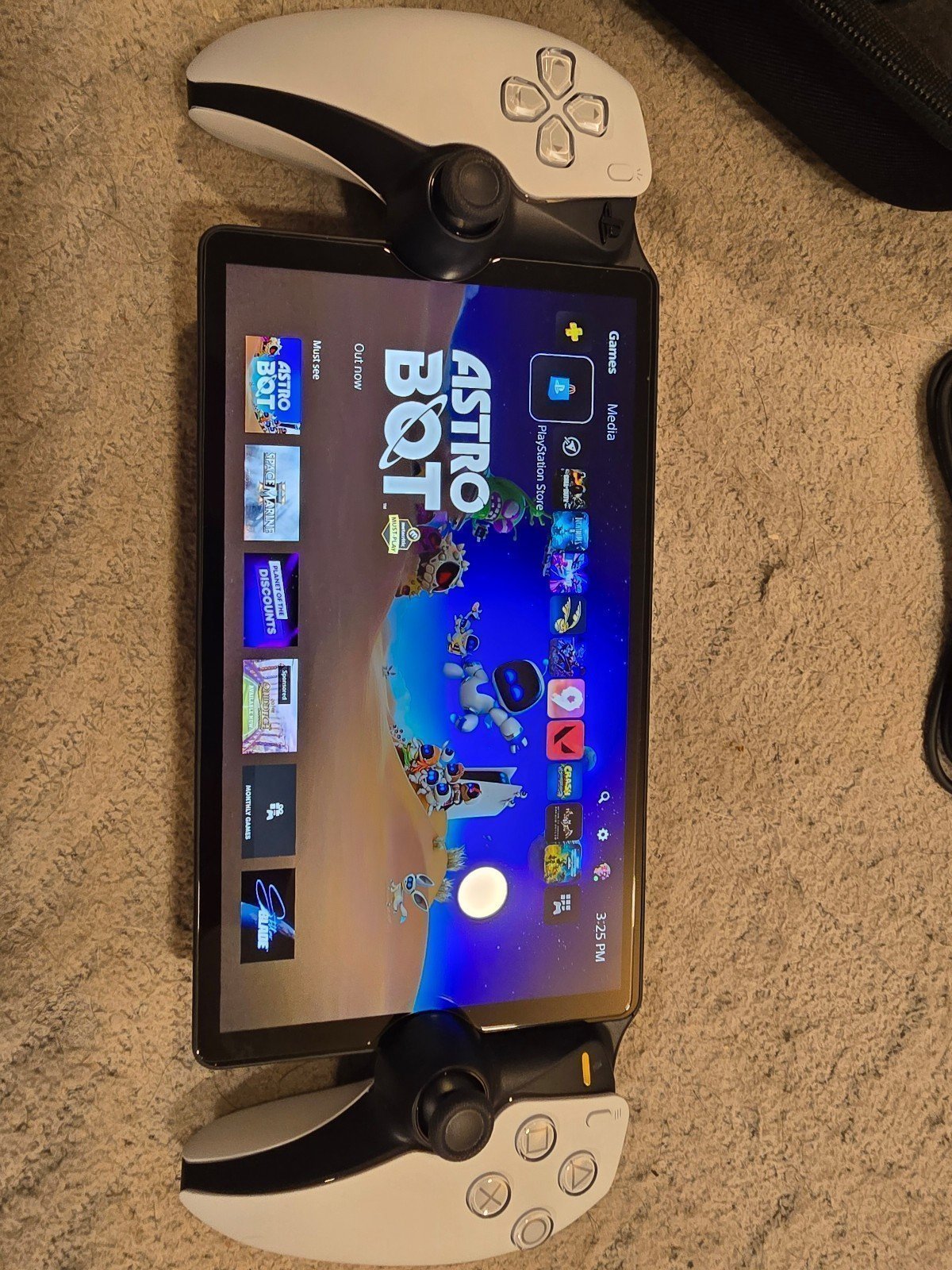 Sony Playstation Portal Remote Player Bundle 3H27